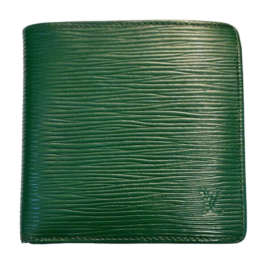 LOUIS VUITTON Epi Leather Bi-Fold Wallet in Green